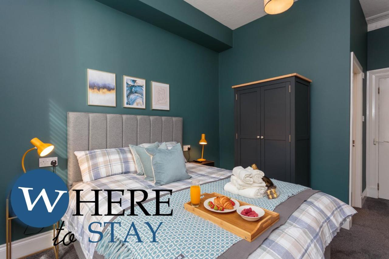 Stylish 2Bed Apartment Underneath Edinburgh Castle Exterior photo